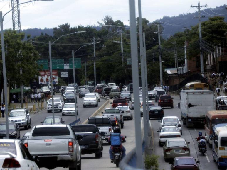 Prohibiciones y multas: normas de tránsito que todo motociclista debe saber en Honduras