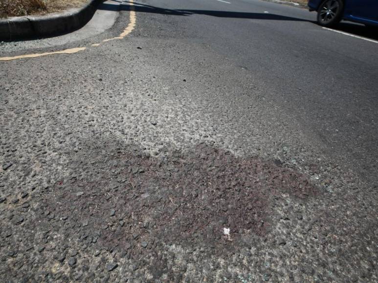 Fotos inéditas de la zona del accidente en el anillo periférico donde murieron dos universitarias