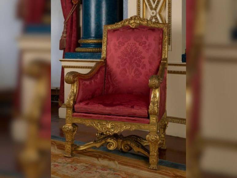 Las joyas y reliquias que ligan la coronación de Carlos III a la historia de la monarquía