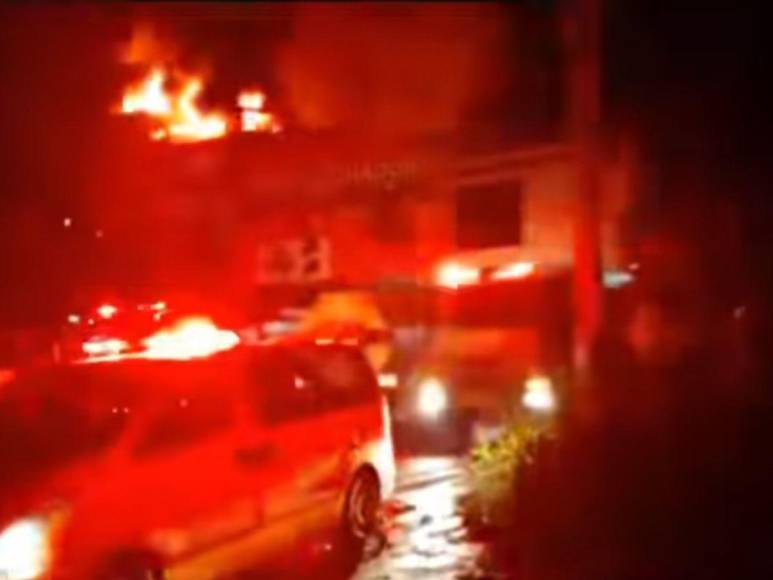 Impactantes imágenes del gigantesco incendio en el Hato de Enmedio