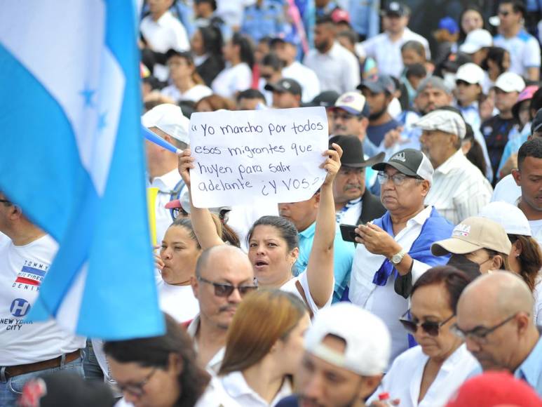 Los mensajes y lo que no se vio de la Gran Marcha por Honduras