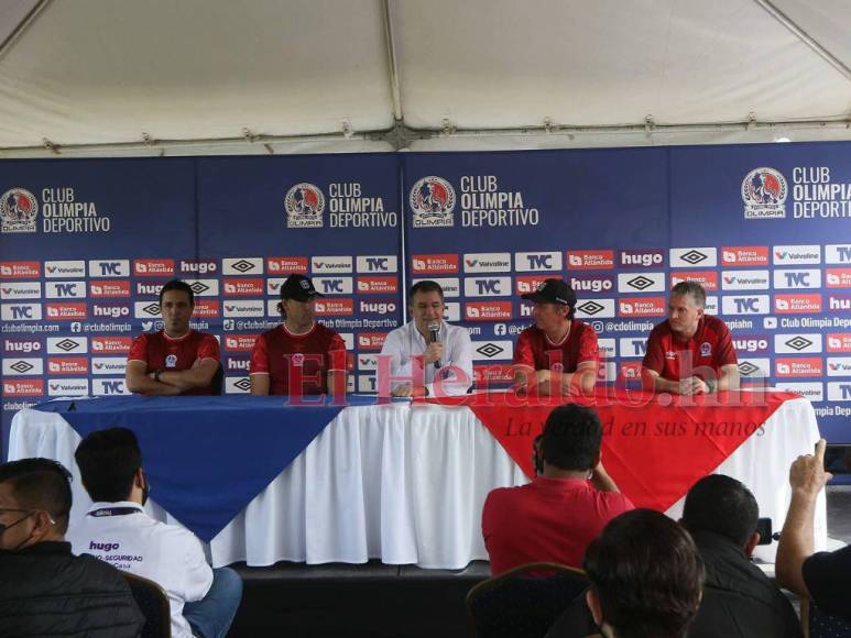 ¡Volvió el tetracampeón! Así fue la presentación de Pedro Troglio como nuevo DT de Olimpia