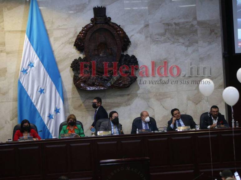 Del homenaje a Carolina Echeverría a la tensión por comisionada del Conadeh: Así se desarrolló la sesión del CN