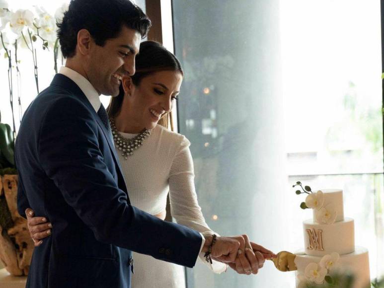 En familia y luciendo muy enamorados: así fue la romántica boda de Maity Interiano y Anuar Zidan
