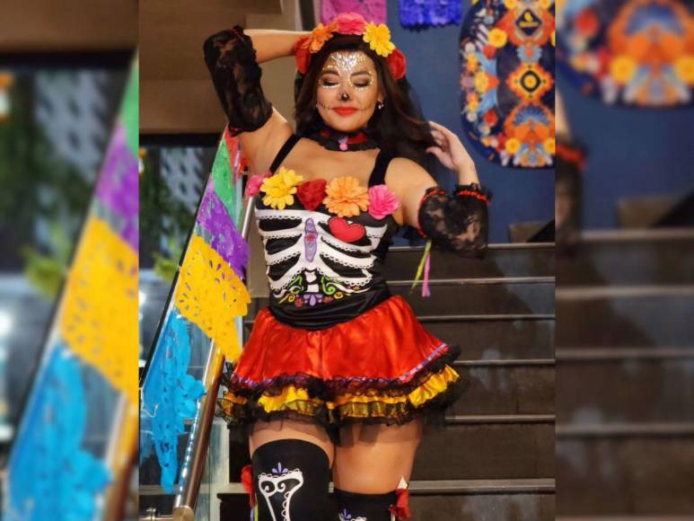 Milagro Flores se vuelve “Catrina” y deslumbra con su transformación