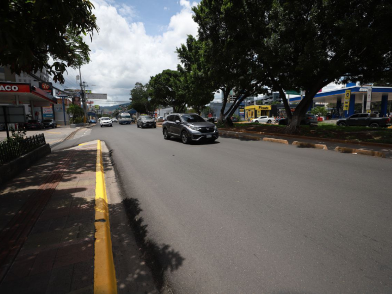 Los “dragones” transforman viejas calles a vías de alta calidad en la capital