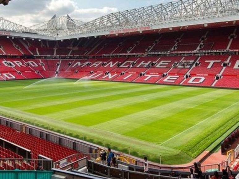 Top 15 estadios de fútbol del mundo con más público de este 2023