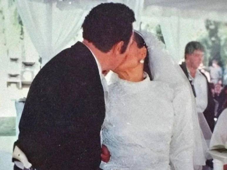 ¿Ángela Aguilar usó el vestido de bodas de su abuela? Esto se sabe