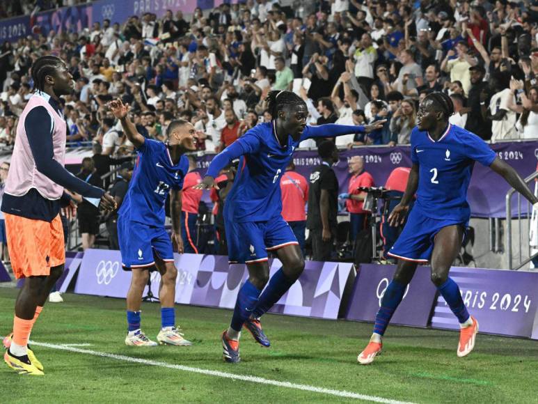 Así fue el zafarrancho entre Francia y Argentina tras el final del partido