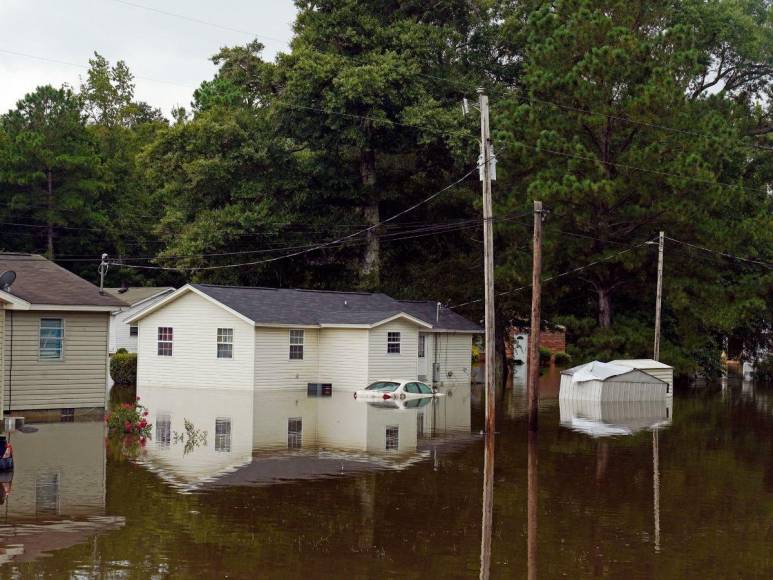 Viviendas destruídas y calles inundadas: los estragos de la tormenta Debby en su paso por EUA