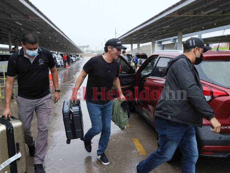 ¡Ilusión merengue! Así se vivió la llegada de Pedro Troglio a Honduras para tomar las riendas del Olimpia