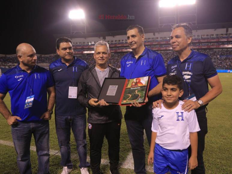 El antes y después de Reinaldo Rueda, nuevo DT de la Selección de Honduras