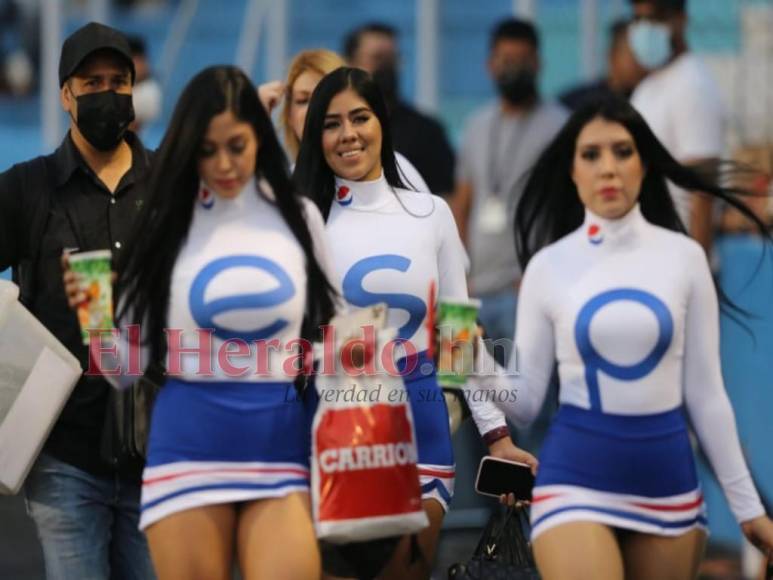 Belleza, seguridad y un estadio vacío en el clásico Motagua vs. Olimpia (FOTOS)