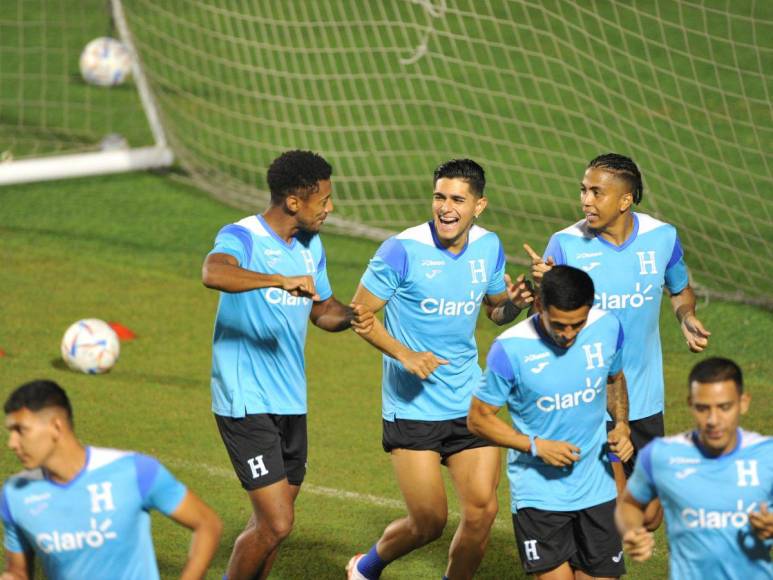 ¡Del aeropuerto a la cancha! Honduras entrenó en Tegucigalpa pensando en derrotar a Cuba