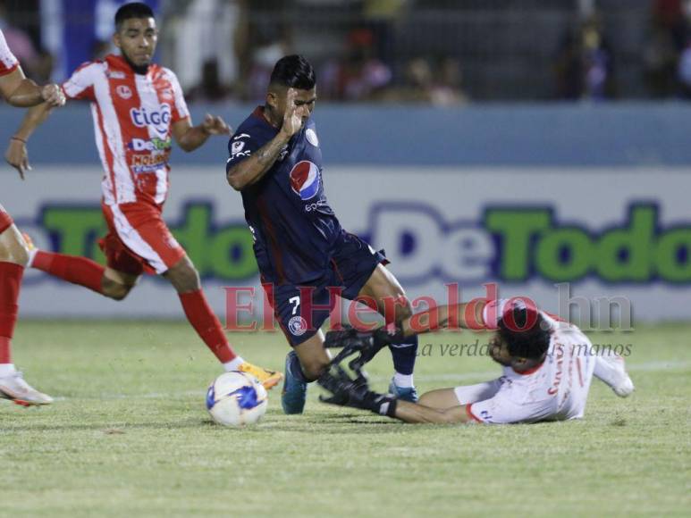 Festín azul y tristeza ceibeña: La goleada 3-0 del Motagua ante Vida en imágenes