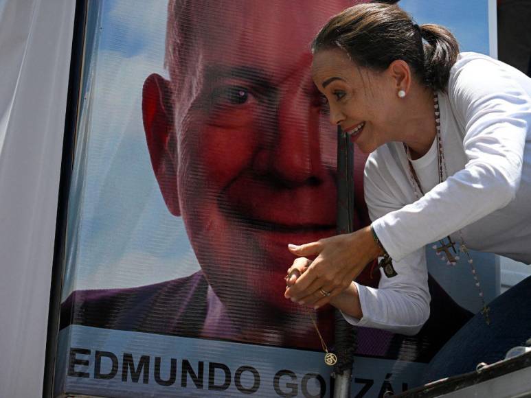 María Corina Machado sale de la clandestinidad y lidera manifestaciones contra Maduro