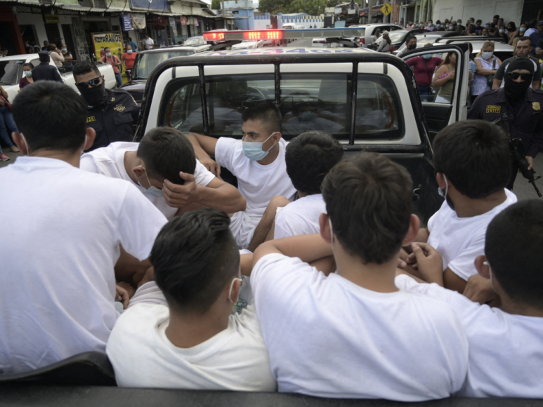 Estado de excepción y lucha frontal contra las pandillas, así enfrenta Bukele la violencia en El Salvador