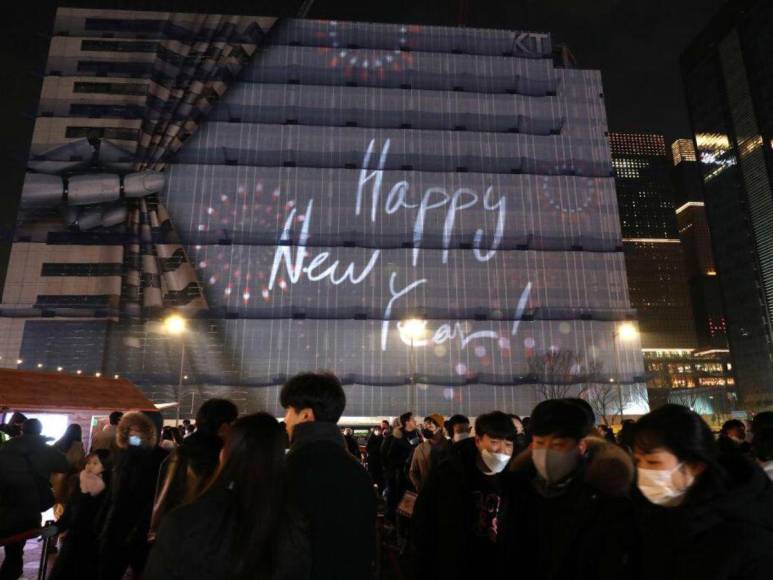 Con espectáculos de fuegos artificiales, así celebran Año Nuevo 2023 en el mundo