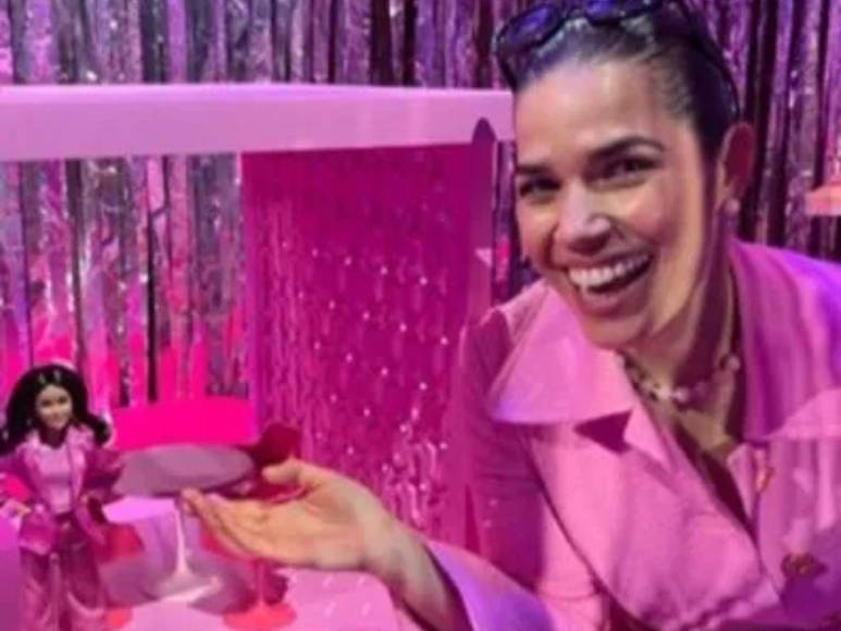 Así luce la muñeca Barbie inspirada en la actriz hondureña America Ferrera