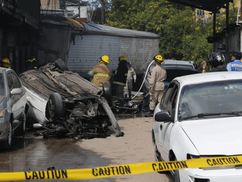 Luto y destrucción: impactantes fotos del choque de una rastra en El Carrizal