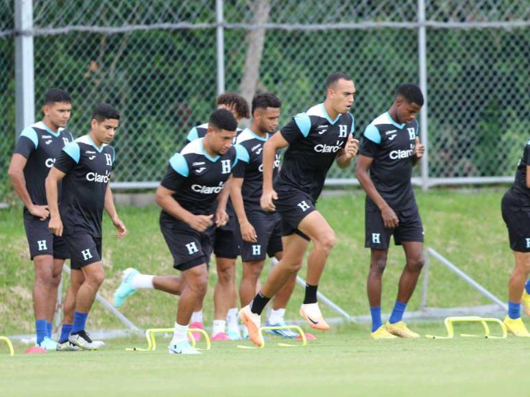 La alineación con la que Reinaldo Rueda busca tumbar a México