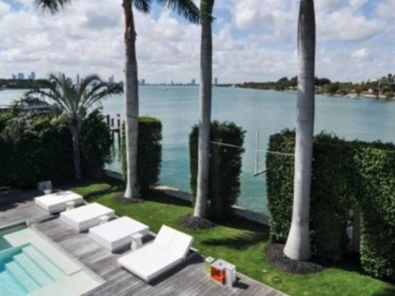 Acceso privado al mar y completamente equipada: Así es la lujosa mansión de Shakira en Miami donde se mudaría con sus hijos