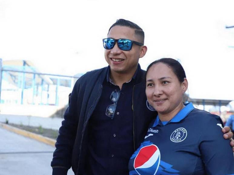 Afición Azul en la gran final Olimpia-Motagua