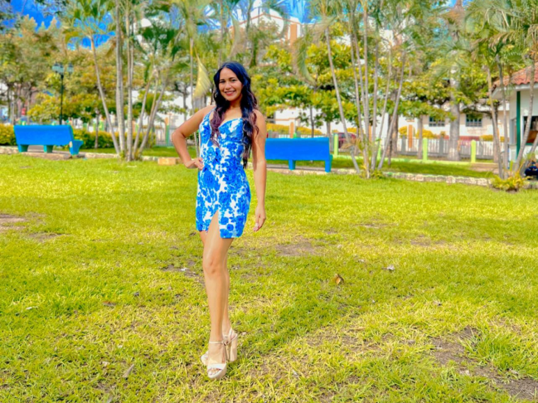 Lisbeth García, estudiante de Medicina que aspira a ser Miss Honduras 2024