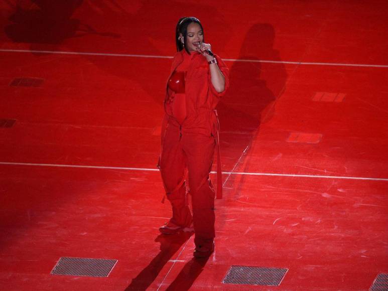 Esto es lo que significó el look premamá de Rihanna en el Super Bowl 2023