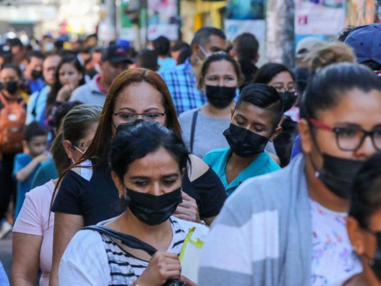 El movimiento comercial que deja la temporada navideña en el Paseo Liquidambar de la capital