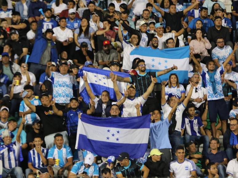 ¡Llenazo! Catrachos dan voto de confianza a la Selección de Honduras