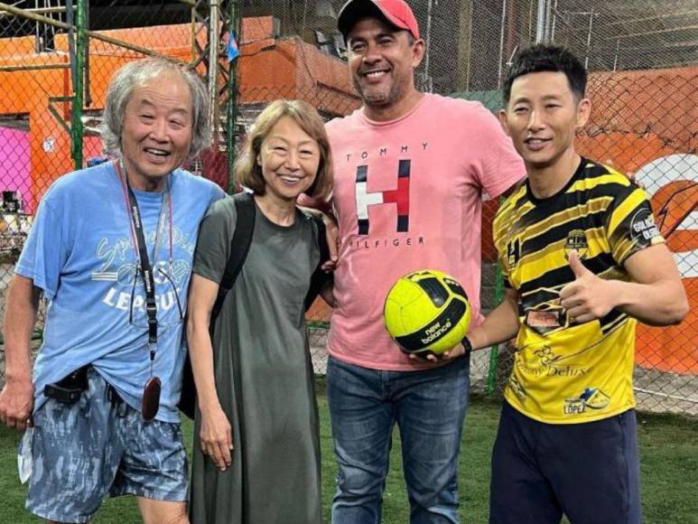 Padres de Shin Fujiyama visitan Honduras y conocen a Yeimi Licona, novia del influencer japonés