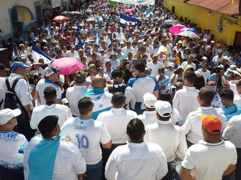 Olanchito dice ‘Libre nunca más’: imágenes de la marcha ‘Por Honduras’