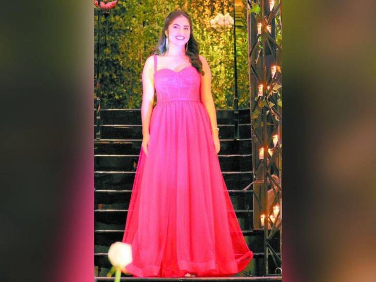 FOTOS: Elegancia y sobriedad en la prom 2022 de la Escuela Americana