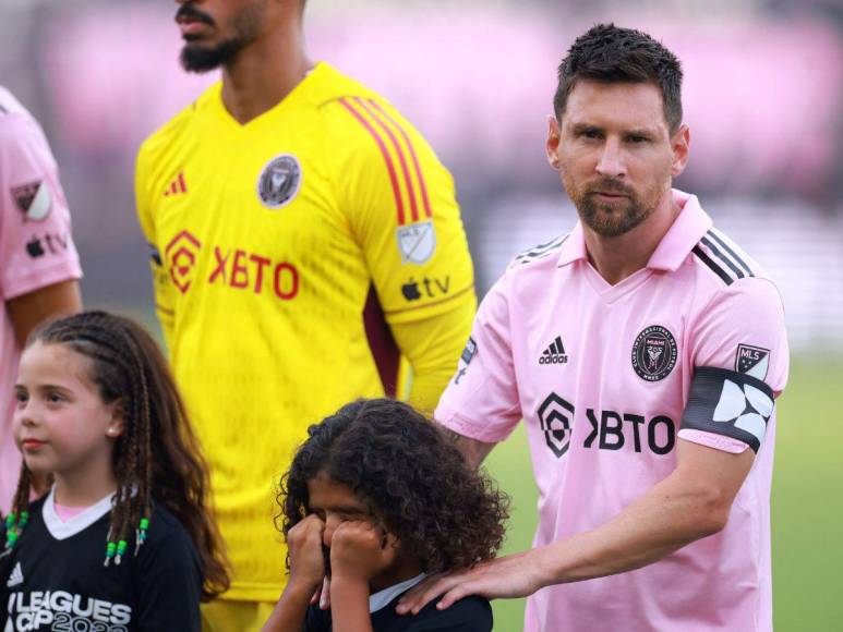 NO SE VIO EN TV: Nueva celebración de Messi con Inter Miami, Rauw Alejandro en el estadio y el niño que lloró por Lionel