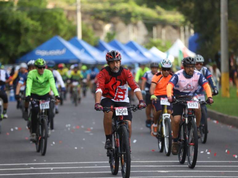 Esfuerzo, grandes momentos y curiosidades de la Vuelta Ciclística 2023