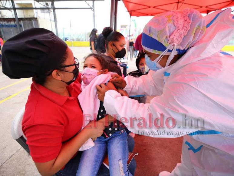 Así arrancó la jornada de vacunación a niños de 5 años en adelante (Fotos)