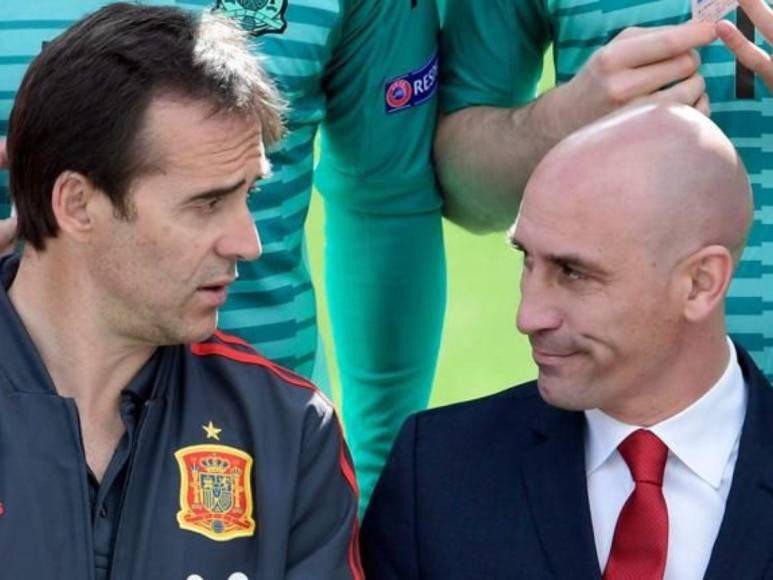 Beso a jugadora, gestos obscenos, acuerdos con Piqué y cobro de comisiones: los escándalos de Luis Rubiales