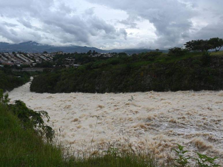 La tormenta tropical Pilar y su paso por Centroamérica; hay 4 muertos