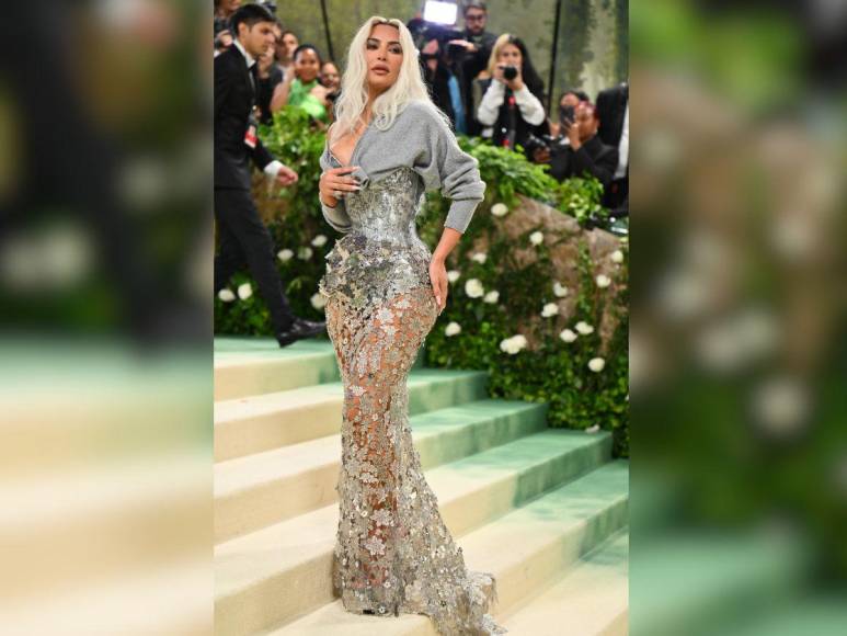 Las Kardashian-Jenner deslumbran en la Met Gala 2024