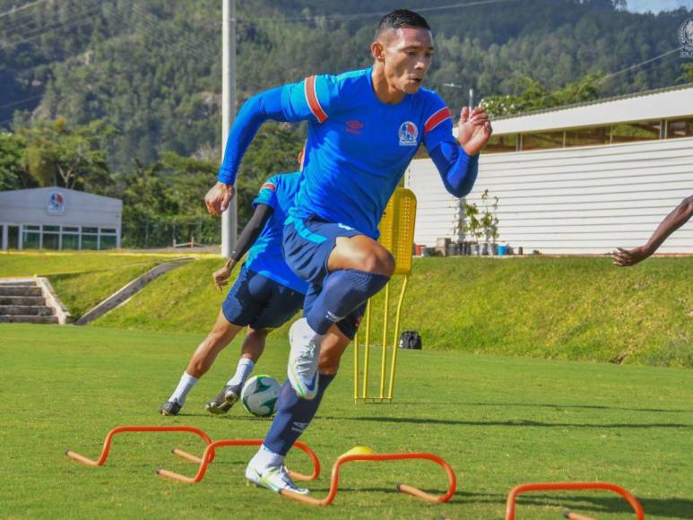 ¡Una baja! El temible 11 titular de Olimpia ante Génesis en semifinales