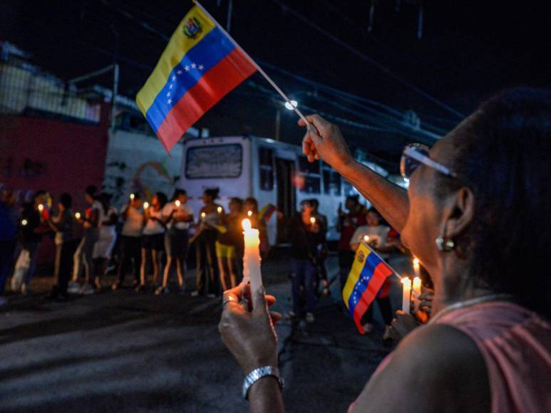 Miedo, llanto y resiliencia en Venezuela en víspera de manifestación contra Maduro