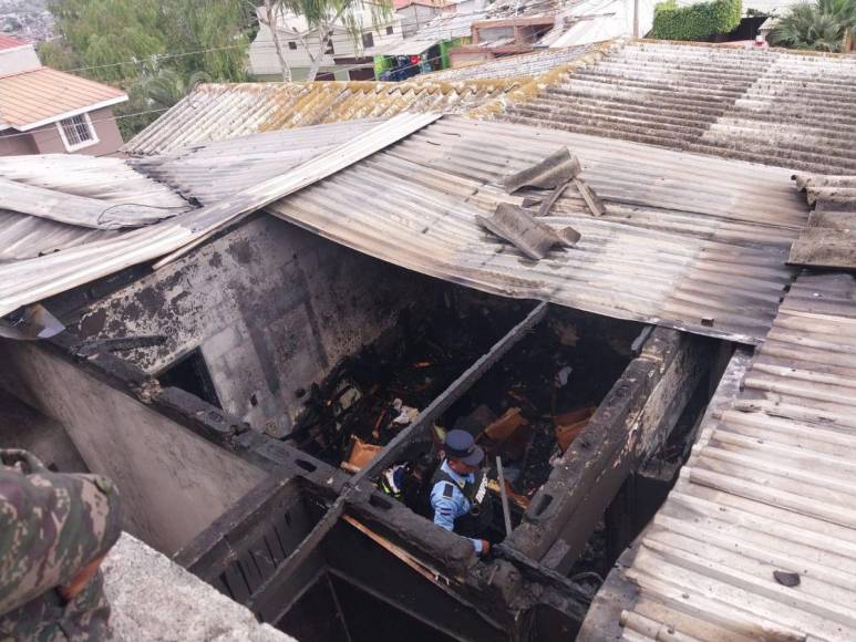 Imágenes tras el incendio que dejó cinco miembros de una familia muertos en Ciudad Lempira