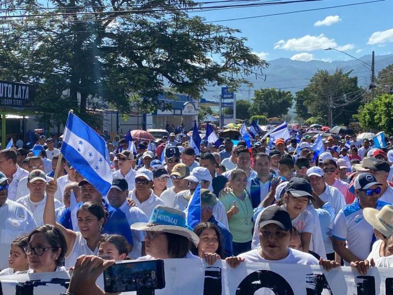 Olanchito dice ‘Libre nunca más’: imágenes de la marcha ‘Por Honduras’