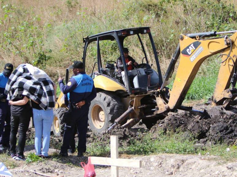 Así fue el entierro de las víctimas del incendio en Ciudad Lempira