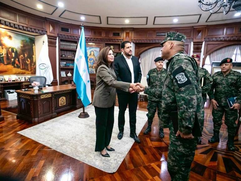 Así fue juramentada Rixi Moncada como la primera Ministra de Defensa