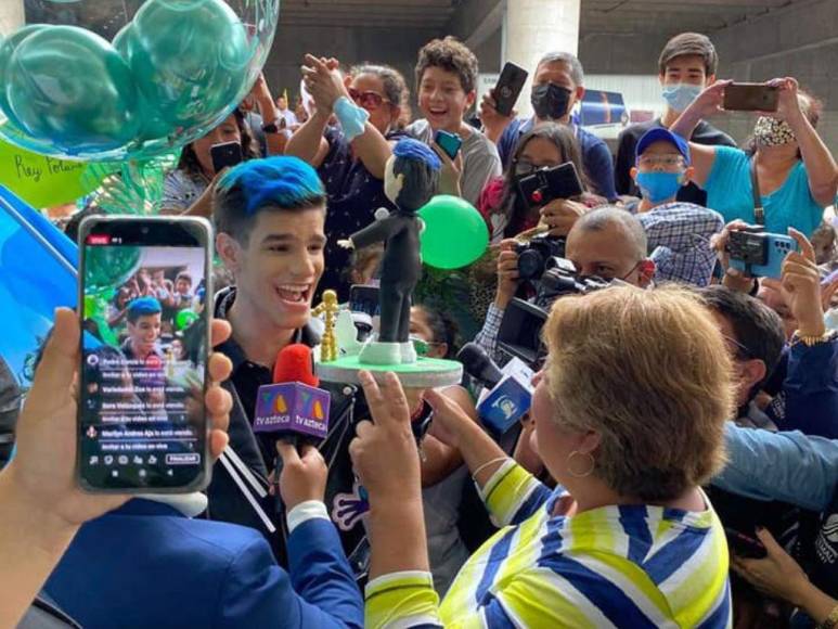 Las mejores imágenes del recibimiento de Nelson Carreras, finalista de La Academia, en Guatemala