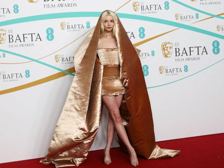 Las mejor y peor vestidas en los premios BAFTA 2023