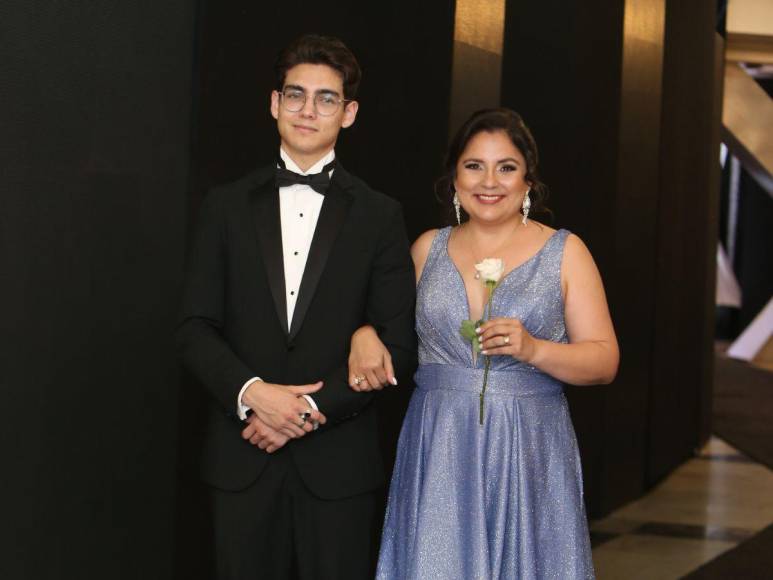 Sobriedad y tradición en la Prom Night 2023 de la Elvel School