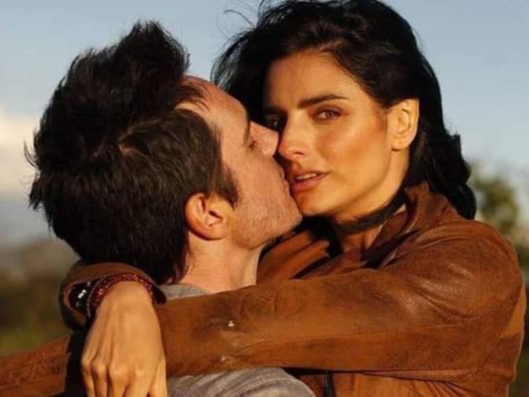 ¿Volvieron? Aislinn Derbez y Mauricio Ochmann juntos de nuevo